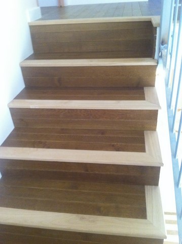 Pose de parquet collé et réalisation d'un escalier en parquet