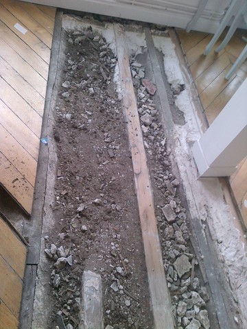 Toutes les étapes d'une rénovation de parquet ancien / cloué