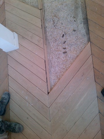 Toutes les étapes d'une rénovation de parquet ancien / cloué