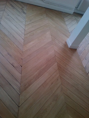 Toutes les étapes d'une rénovation de parquet ancien / cloué