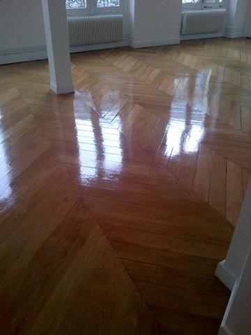 Toutes les étapes d'une rénovation de parquet ancien / cloué