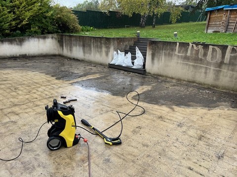 REALISATION D'UNE TERRASSE EN LAME COMPOSITE CHOIX EQUIVALENT POINT P TYPE PIAZZA