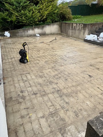 REALISATION D'UNE TERRASSE EN LAME COMPOSITE CHOIX EQUIVALENT POINT P TYPE PIAZZA